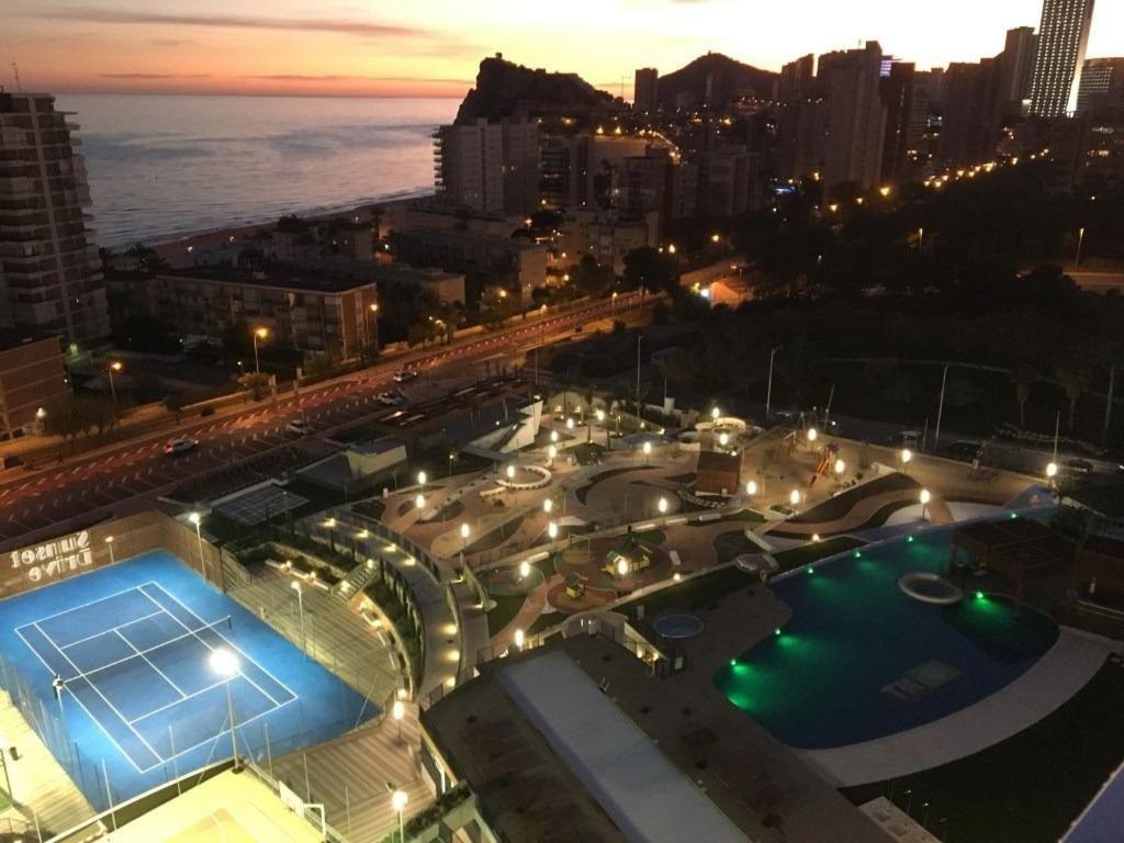 Sunset Drive, Cerca De La Playa Poniente Lägenhet Benidorm Exteriör bild